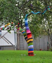 Yarn Bombing Yarn Bombing Garden Crafts Recycled Crafts