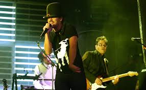 Unplugged café tacuba is a complete live album (ninth overall) that was recorded in 1995 and released in 2005 as a cd/ dvd combo by mexican alternative rock group café tacvba. Cafe Tacvba Ofrece Boletos Para Su Nuevo Unplugged