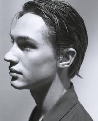 Does anyone have any idea of who this person is? I've searched with Google  Lens and it seemed to me like it was Robert Fullton but now I'm not so sure  anymore.