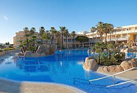 Situated in the novo sancti petri area, next to playa la barrosa beach, you will enjoy every comfort and there are plenty of activities on offer to ensure a fabulous family. Hipotels Sensimar Playa La Barrosa Novo Sancti Petri