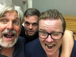 Ulven» lusker ut av buskene og tar i mot disse karene onsdag 25 september  på Præstengbrygga! Sett av datoen og kom!