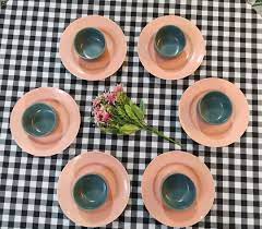 بيت العائلة on instagram سيت صحون مكون من ١٢ قطعة ٦صحون حجم كبير قياس ٢٤ سم ٦ كاسات بايركس السعر ١٨ الف توصيل بغداد ٤ آلاف توصيل measuring cups utensil cup