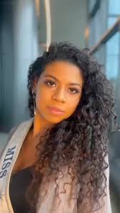 É sobre se vestir para SER... Porque elegância vai muito além do vestir...,  É sobre comunicação, postura e posicionamento! , E com a  @miss_mister_sunshine, fica fácil!!, @misscanoas_e_regiao , ., ., ...