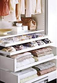 I wanted shelves and wide drawers for my closet. So Organisieren Sie Ihren Kleiderschrank Verleihen Sie Ihrer Garderobe E Bedroom Organization Closet Storage Closet Organization Closet Organizer With Drawers