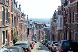 In ancient times, the sambre and meuse valley was an important industrial area in the roman empire. Stadt Und Land Fotos Foto Wohnhauser In Der Rue Etienne Soubre Von Luttich Liege