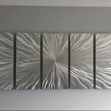 Black And Silver Metal Wall Decor Modern Metal Wall Clock In Black Silver Abstract Hanging Wall Clock Metal Wall Art Atomic Radiance By Jon Allen In 2020 Metalen Wandkunst Buitenkunst Metaalkunst