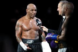 What is floyd mayweather jr. Mike Tyson Jake Paul Would Get Beat Up Pretty Bad In Floyd Mayweather Jr Fight Bleacher Report Latest News Videos And Highlights
