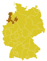 Osnabrück ( ˌʔɔsnaˈbʁʏk, westfälisch ossenbrügge, älteres platt osenbrugge, lateinisch ansibarium) ist eine großstadt in niedersachsen und sitz des landkreises osnabrück. Datei Karte Bistum Osnabruck Png Wikipedia