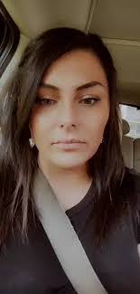 Courtney Suggs's Instagram, Twitter & Facebook