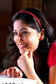 Image result for yami gautam in action jackson blue saree