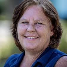 Dawn Weldon's Instagram, Twitter & Facebook