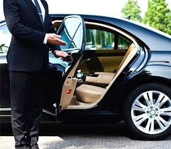 تكسي مطار امستردام Chauffeur Service Town Car Service Luxury Car Rental
