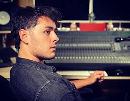 JonPaul Wallace is back with his brand new single "321!" Exclusive Review!