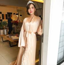 Sharifah nadiyah syed fuad al shahab (lahir 29 mei 1991) merupakan seorang pelakon, model dan pengacara wanita singapura. Nadiyah Shahab Plastic Surgery Dr Shahab Mahdi Sharifah Nadiyah Syed Fuad Al Shahab Ialah Seorang Pelakon Model Dan Pengacara Wanita Singapura 1 Beliau Terkenal Menerusi Watak Lakonannya Sebagai Tengku Natasha Dalam