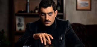 Θα τον δούμε στη σειρά του αντ1; Agries Melisses Argyrhs Pantazaras Apo To Kokkino Potami Katoikos Diafanioy E8nos