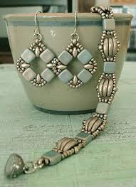 Handmade Bracelets Beadedbracelets Beaded Jewelry Beaded Jewelry Earrings Beads Bracelet Design