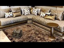 صالون عصري بطلميطة ممتازة جديد 2020 موقع يالالة Yalalla Com عالم المرأة بعيون مغربية Moroccan Home Decor Moroccan Living Room Couch Design