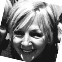 Karen Isham's Instagram, Twitter & Facebook