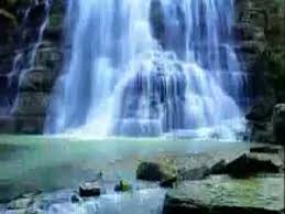 The theme is sung by american former actress phoebe cates and appears on her 1982 album of the same name. Paradise Phoebe Cates Video Dailymotion