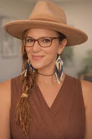 Hey everyone, my name is Lilly. I'm a 17 year old senior in high school.  I'm looking for any kind of babysitting/pet sitting or even house sitting  jobs in the Nevada City/Grass