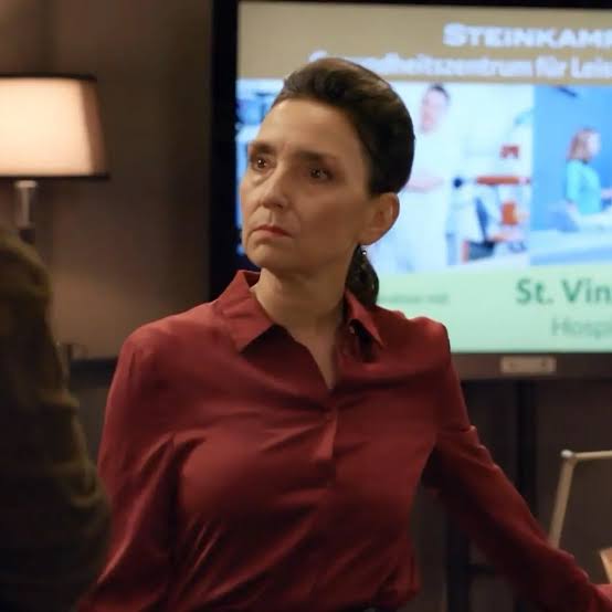 AWZ-Folge vom 13.03.25 auf RTL+: Simone ärgert sich über Bens Auftritt