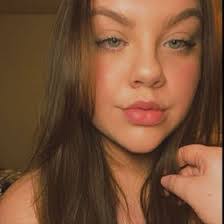 Lacey Barger's Instagram, Twitter & Facebook