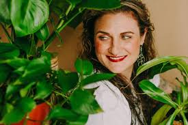 Family' pictures are next phase of houseplant craze in Omaha