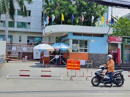 Anh phan thanh phước, ngụ quận bình tân, sáng tạo bánh mì với hình dáng cá sấu, bạch tuộc, rùa. Hzxfmj5vypot M