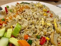+nasi goreng tom yum seafood ( 42.274 ) ini yg ga bgt. Kalori Nasi Goreng Seafood Solaria