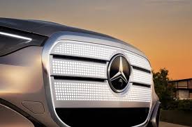 Mercedes GLC EQ: Neuer Elektro-SUV mit ikonischem Grill vorgestellt