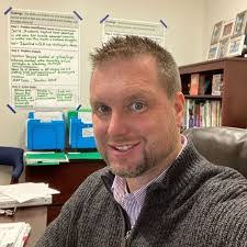 Chris Emerling's Instagram, Twitter & Facebook