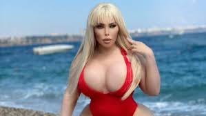 Jessica, 37, spoke exclusively to mailonline after the operation. Xh8y4qfrp2zbmm