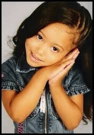 Résultat de recherche d'images pour "mixed girl straight hair"