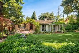 The gamble house in pasadena, california, inspired by the arts & crafts movement. Craftsman Style Homes For Sale In California Zerodown