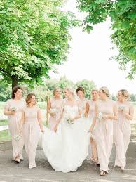 Auf dieser seite finden sie als kunde wirklich ausnahmslos die produktauswahl, die unseren festen qualitätspunkten gerecht werden konnten. Atemberaubende Muhlenhochzeit In Pastell Von Marco Huther Fotografie Hochzeit Kleid Hochzeit Sommerhochzeit