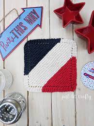 The knitted dishcloth patterns are free and come with three designs. Classic Knitted Dishcloth Pattern Free Pattern By Just Be Crafty