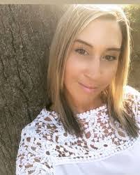 Lindsay Gallagher's Instagram, Twitter & Facebook