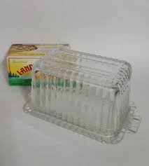 The size of the item determines how it can be key holder: Nbu Large Glass Butter Dish With Lid Anchor Hocking Butter Dish With Cover Fire King 1 Lb Capacity Butter Dish Covered Cheese Dish Butter Dish Fire King Anchor Hocking