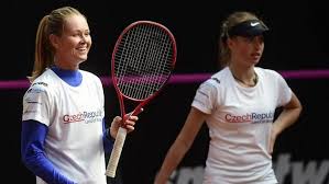 Get the latest player stats on linda noskova including her videos, highlights, and more at the official women's tennis association website. Obrovska Nadeje Ceskeho Tenisu Hraje Jako Sarapovova Dohlizi Na Ni Kouc Sereny Sport Cz