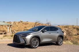 That maybe hapend when radio is be fixed or cancheck be removed. Redesigned 2022 Lexus Nx 5 Things We Like And 4 We Don T News Cars Com
