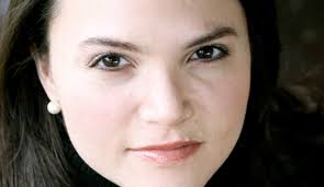 Kuwaiti women balance tradition and equal rights