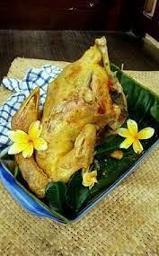 Ayam Betutu Adalah Masakan Khas Dari Daerah Bali Tepatnya Di Daerah Gilimanuk Bali Rasanya Ayam Betutu Ini Disuka Masakan Indonesia Memasak Makanan Dan Minuman