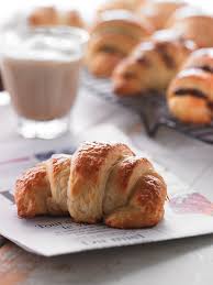 Croissants Au Beurre Recipe Food Cooking Time Butter Croissant