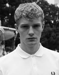 león hurley I fifth models