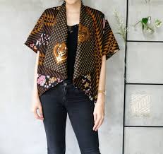 Koleksi model tas wanita terbaru dan terlengkap. Baru 25 Model Baju Batik Atasan Wanita Terbaru 2019