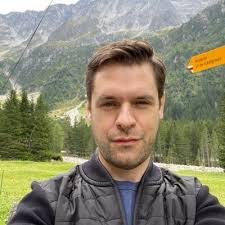 Brian Rodden's Instagram, Twitter & Facebook