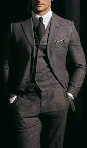 Le costume pour homme est une pièce incontournable du vestiaire masculin et s'impose aujourd'hui. More Suits Style And Fashion For Men Http Www Zeusfactor Com Men S Fashion Fashion For Men Suits Well Dressed Men Mens Attire