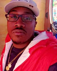 Antoine Moore (@tweezytweeze) • Instagram photos and videos