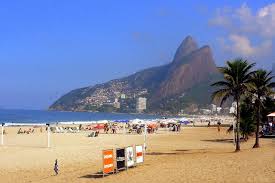 Resultado de imagem para praia de ipanema