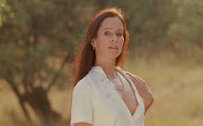 15.11.2019 · geraldine chaplin as wallis simpson in the crown. Who Is Geraldine Chaplin Dating Geraldine Chaplin Boyfriend Husband